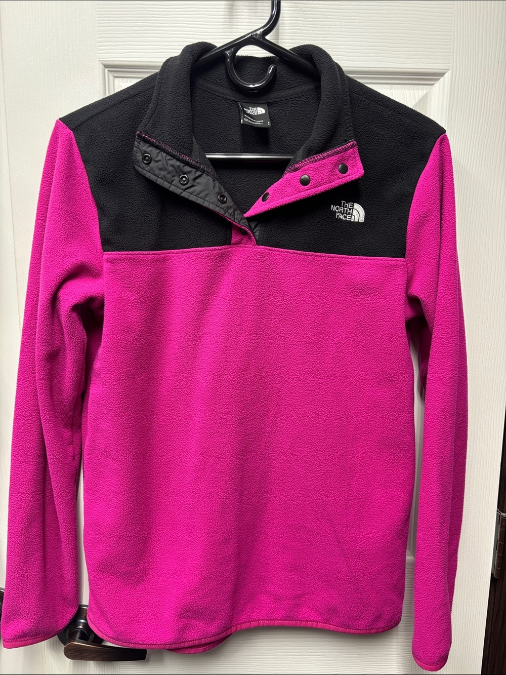 The North Face Snap-Placket Fleece Pullover - Hot Pink & Black